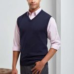 MEN'S V-NECK SLEEVELESS SWEATER