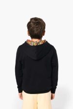UNISZEX GYERMEK KONTRASZTOS MINTÁJÚ KAPUCNIS PULÓVER - Image 3