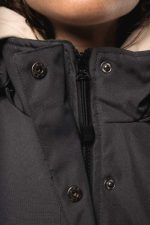 NŐI PARKA - Image 2