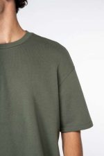UNISZEX KÖRNYEZETBARÁT OVERSIZED FRENCH TERRY PÓLÓ - Image 4